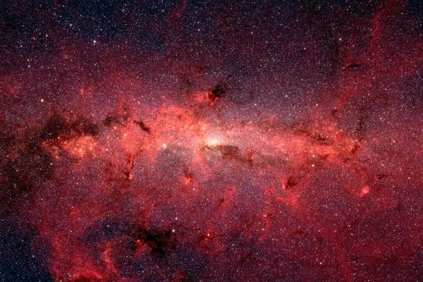 Imagen en infrarrojos del centro galáctico realizada por el Telescopio Espacial Spitzer (SST)
